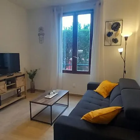 Magnifique F2-5mn Aeroport D'orly-parking Prive Gratuit *