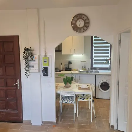 Apartmán Magnifique F2-5mn Aeroport D'orly-parking Prive Gratuit Paray-Vieille-Poste