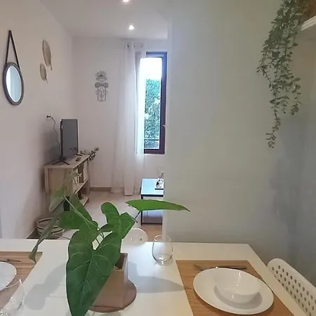 Magnifique F2-5mn Aeroport D'orly-parking Prive Gratuit Apartment Paray-Vieille-Poste